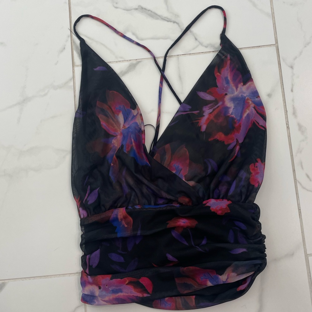 Low neck floral party top